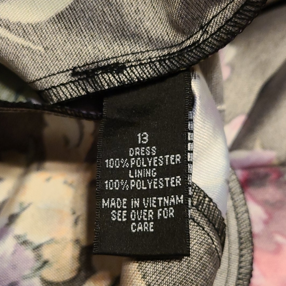 BCX Floral Print Cross Back Gown - Picture 10 of 12